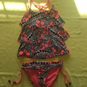 JUSTICE PINK HAWAIIAN FLOWER SWIMSUIT